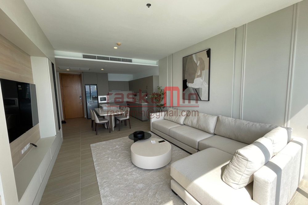 LINE_ALBUM_NPA-1803_230828_30_0 copy